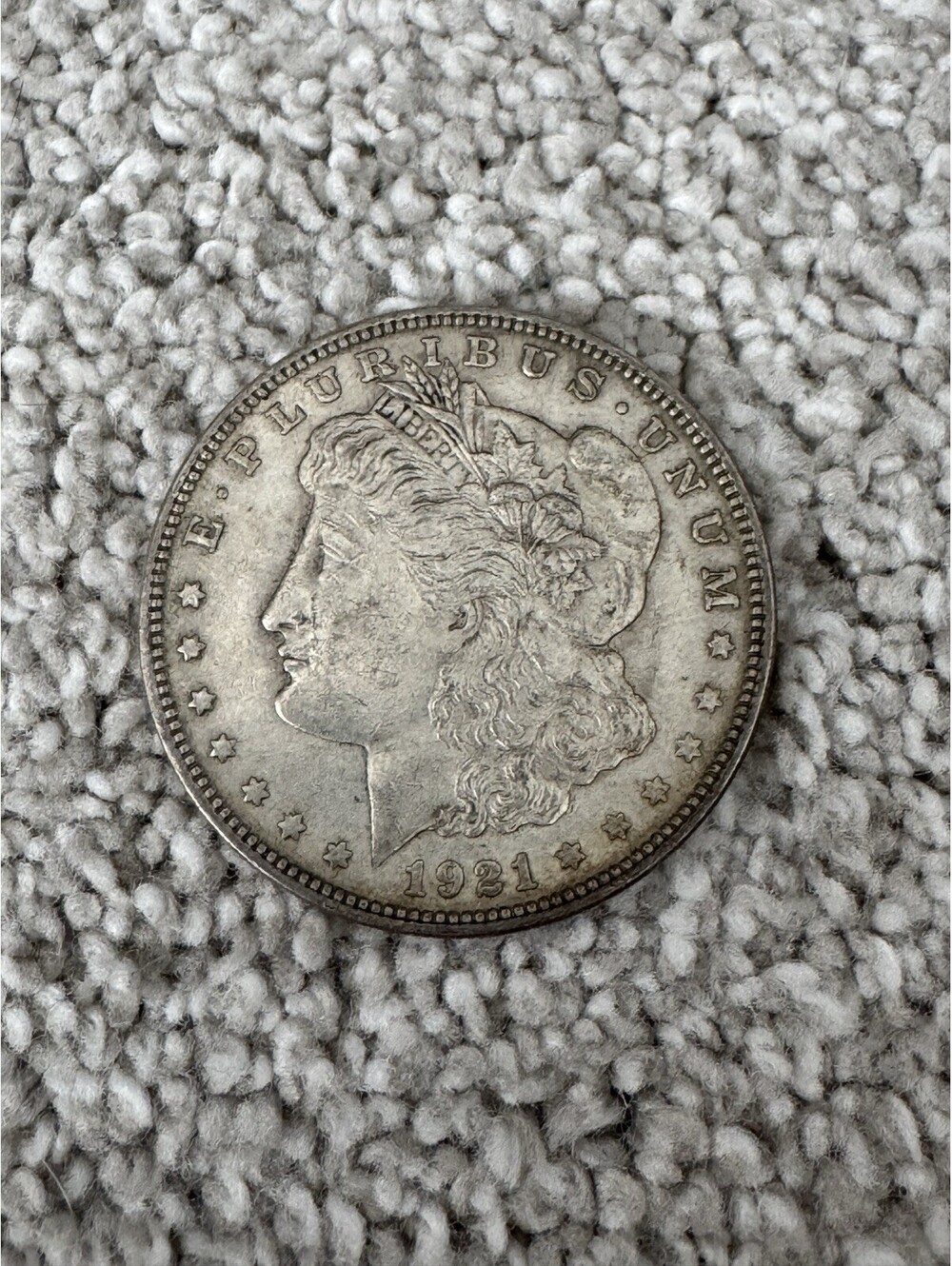 1921 Morgan Silver Dollar - (No Mint Mark)